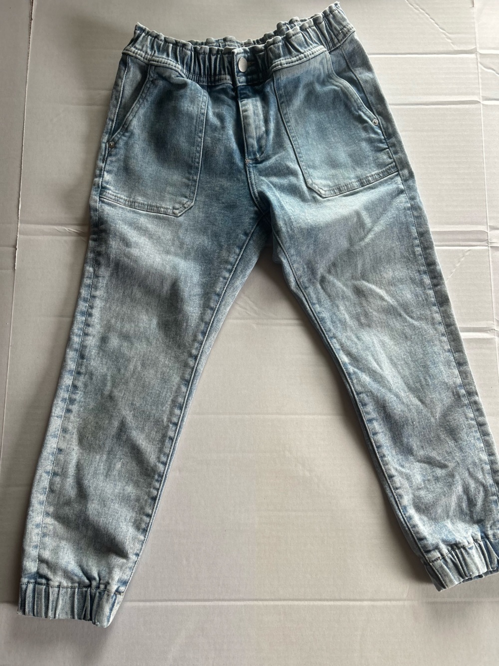 DL1961 Girl’s Jogger Jeans in Light Blue Wash